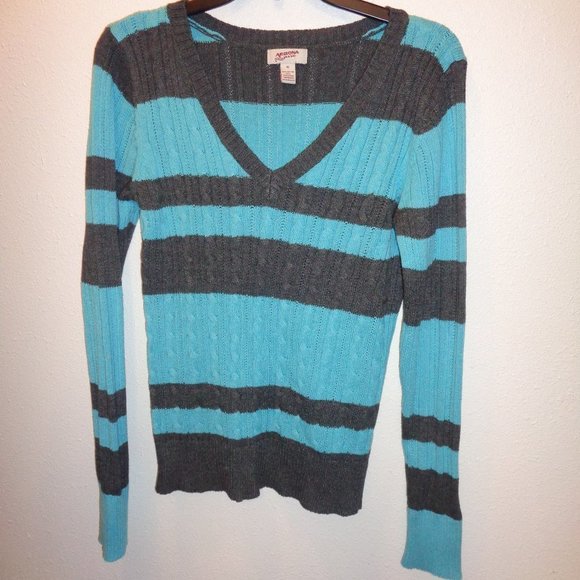 Arizona Jean Co Juniors Sweater Size XL - Picture 1 of 9